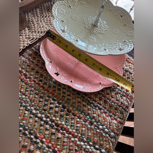 Tiered dessert platter pastels - Picture 4 of 8